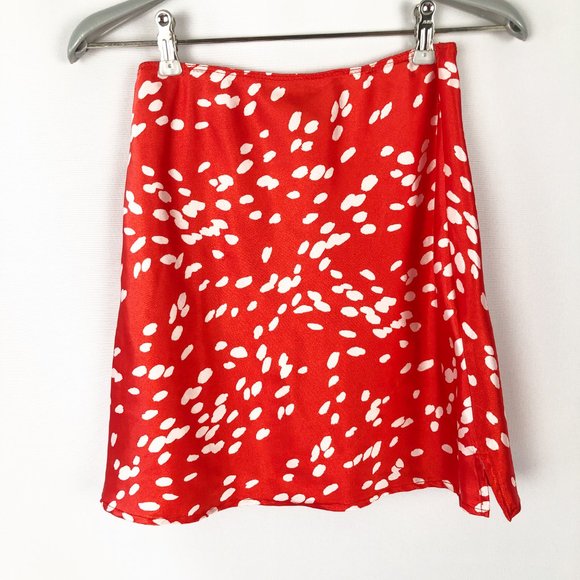 2 Piece Set TopShop Dalmatian Spot Pleated V-Neck Puff Sleeve Blouse Mini Skirt - Picture 11 of 13